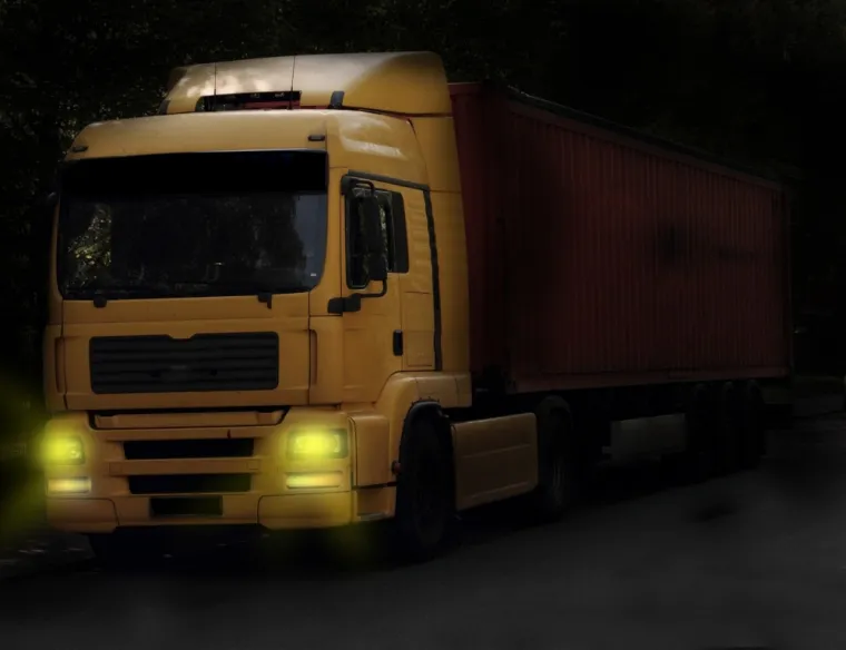 Remplacement de pare-brise d'un camion à Tonneins
